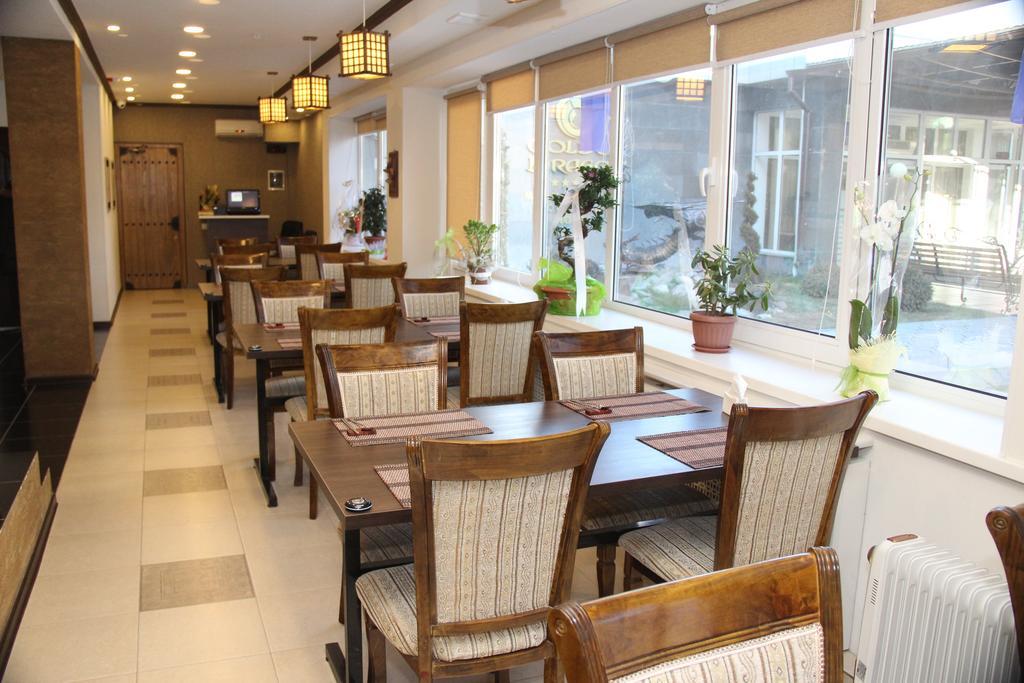 Golden Dragon Aparthotel Μπισκέκ Εξωτερικό φωτογραφία